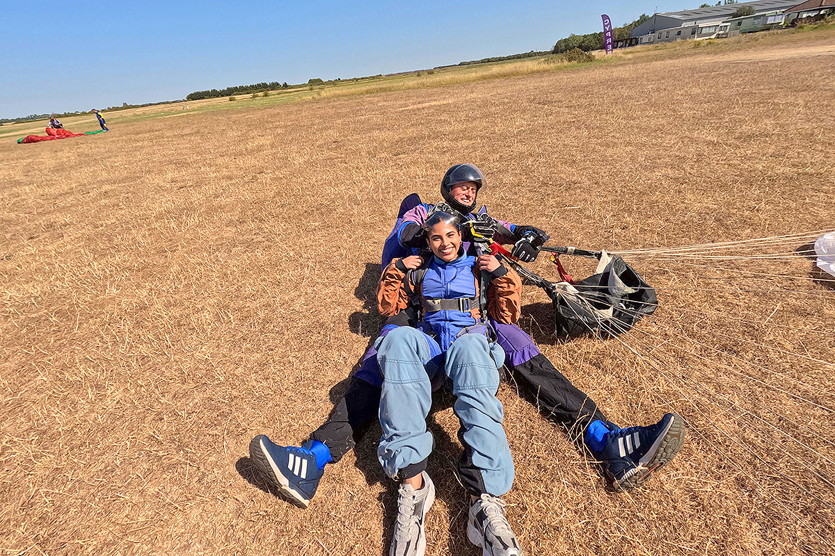 AFF Course Near London: Your Ultimate Guide to Solo Skydiving in 2026