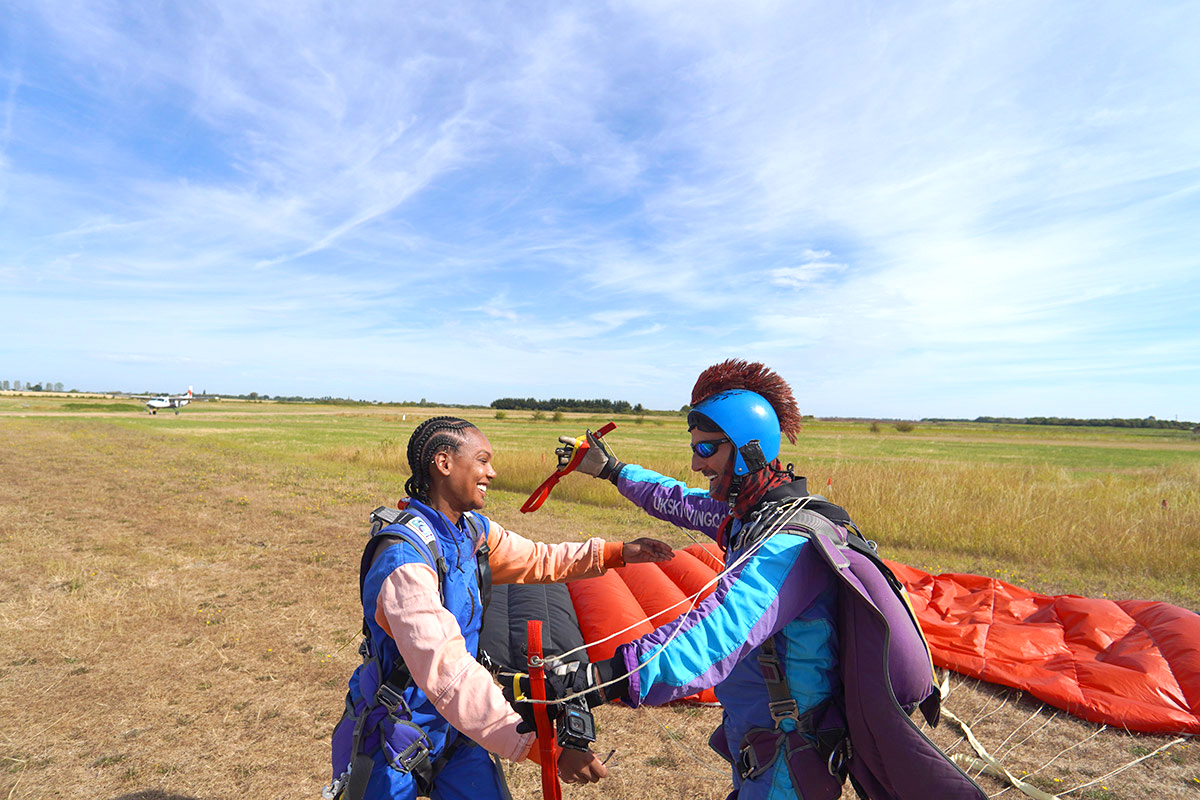 Skydiving Videos: Capture Your Life-Changing Leap on Camera